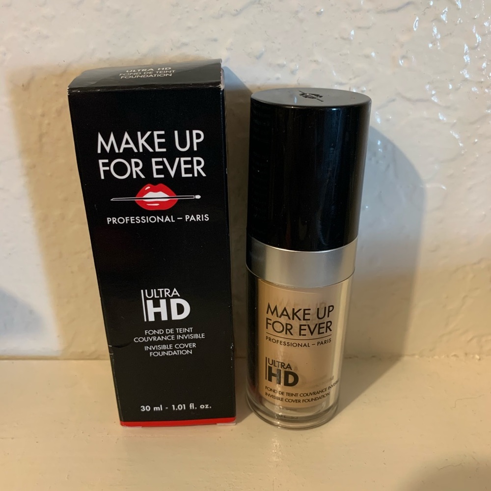 Makeup Forever Ultra HD foundation Y225